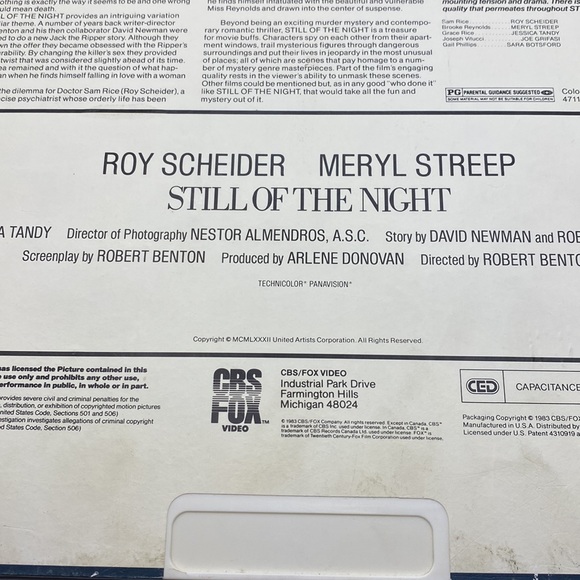 Still Of The Night, CBS FOX Video Disc - Picture 8 of 12